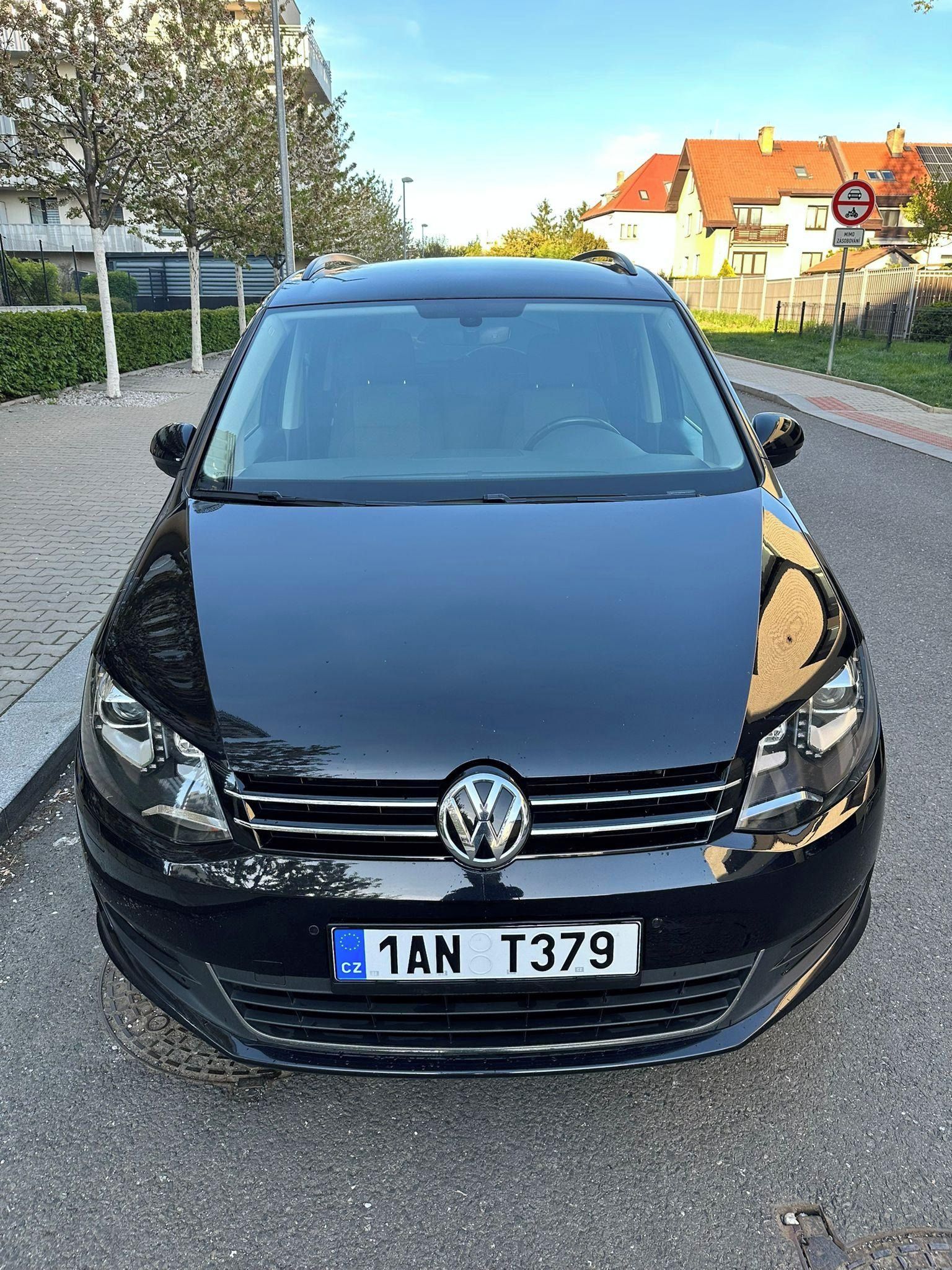 Volkswagen Sharan, 2.0 TDI 110kW DSG TAŽNÉ BIXEN. - fotka 2