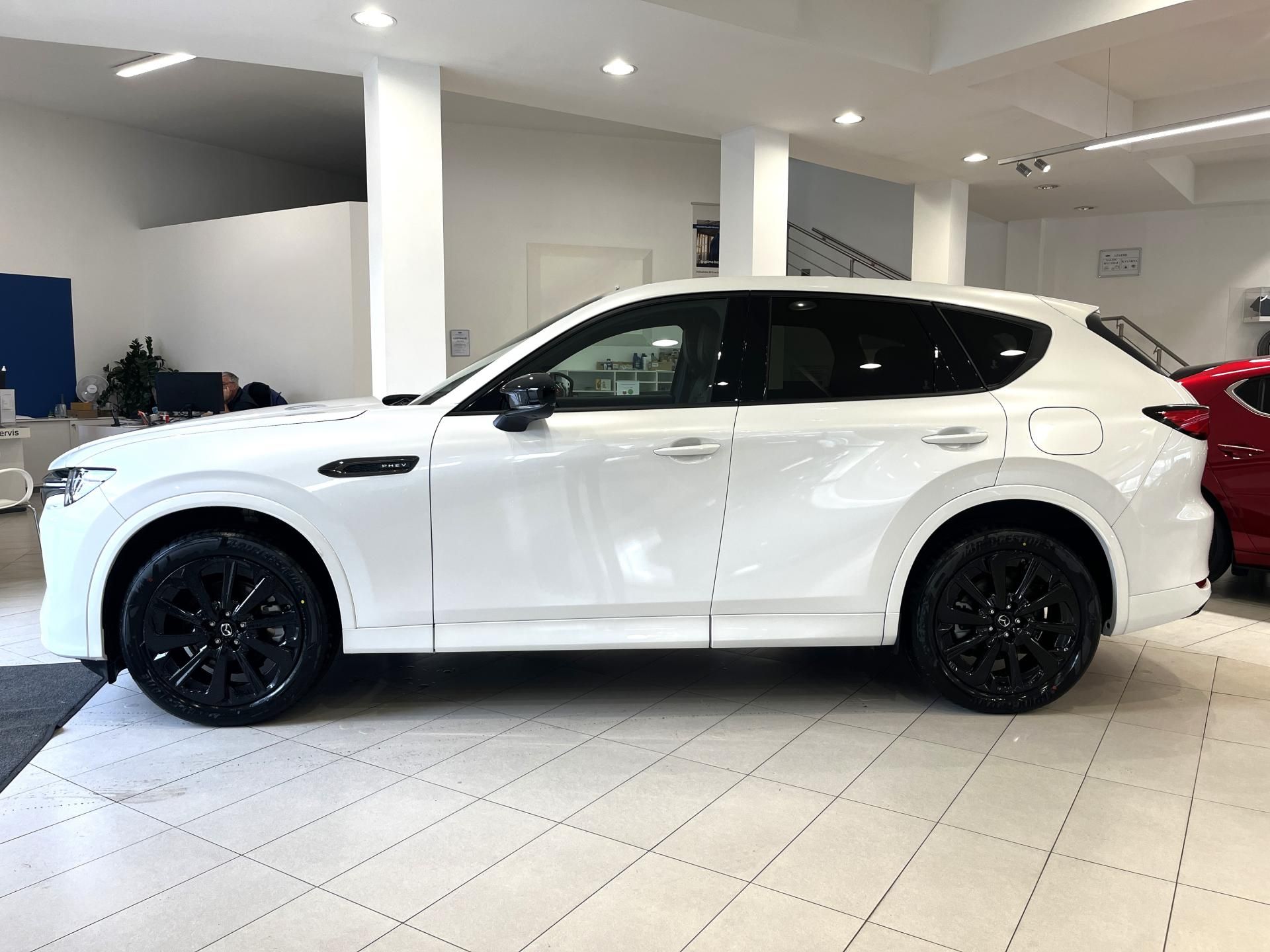 Mazda CX-60, 2.5L 327k 8AT AWD Homura Plus - fotka 4