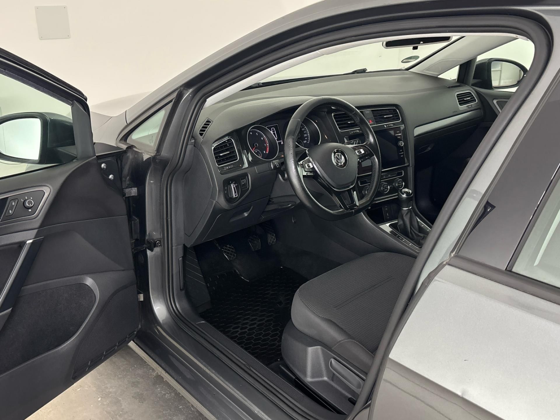 Volkswagen Golf, 1.4 TSI / 92 kW Comfortline - fotka 6