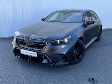 M5 Sedan