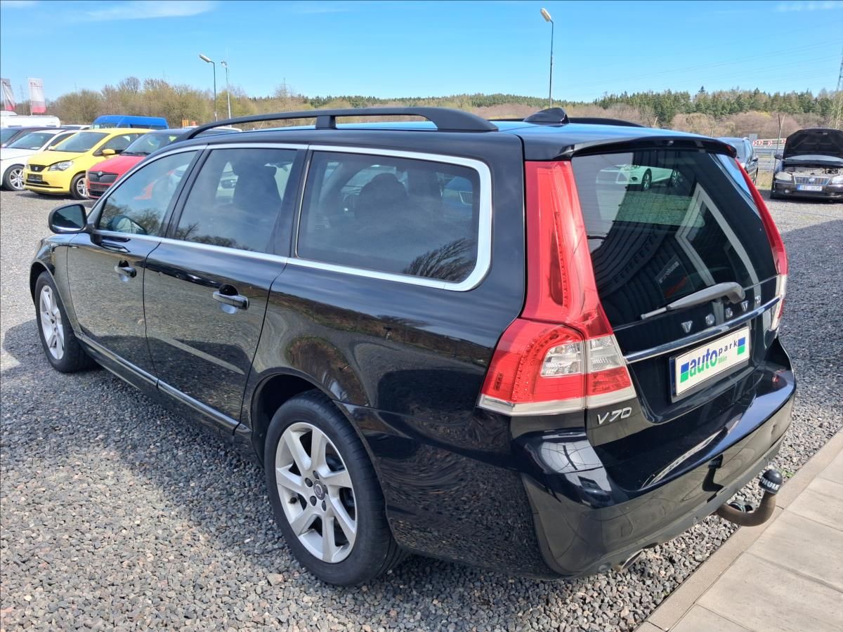 Volvo V70, 2,0 133KW,servis,vada turba - fotka 5