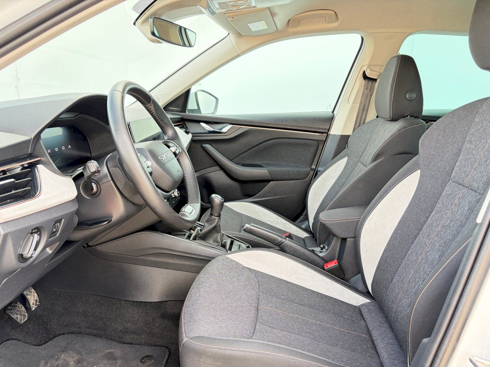 Škoda Kamiq, 1.0 TSI / 85kW / TOP SELECTION - fotka 6
