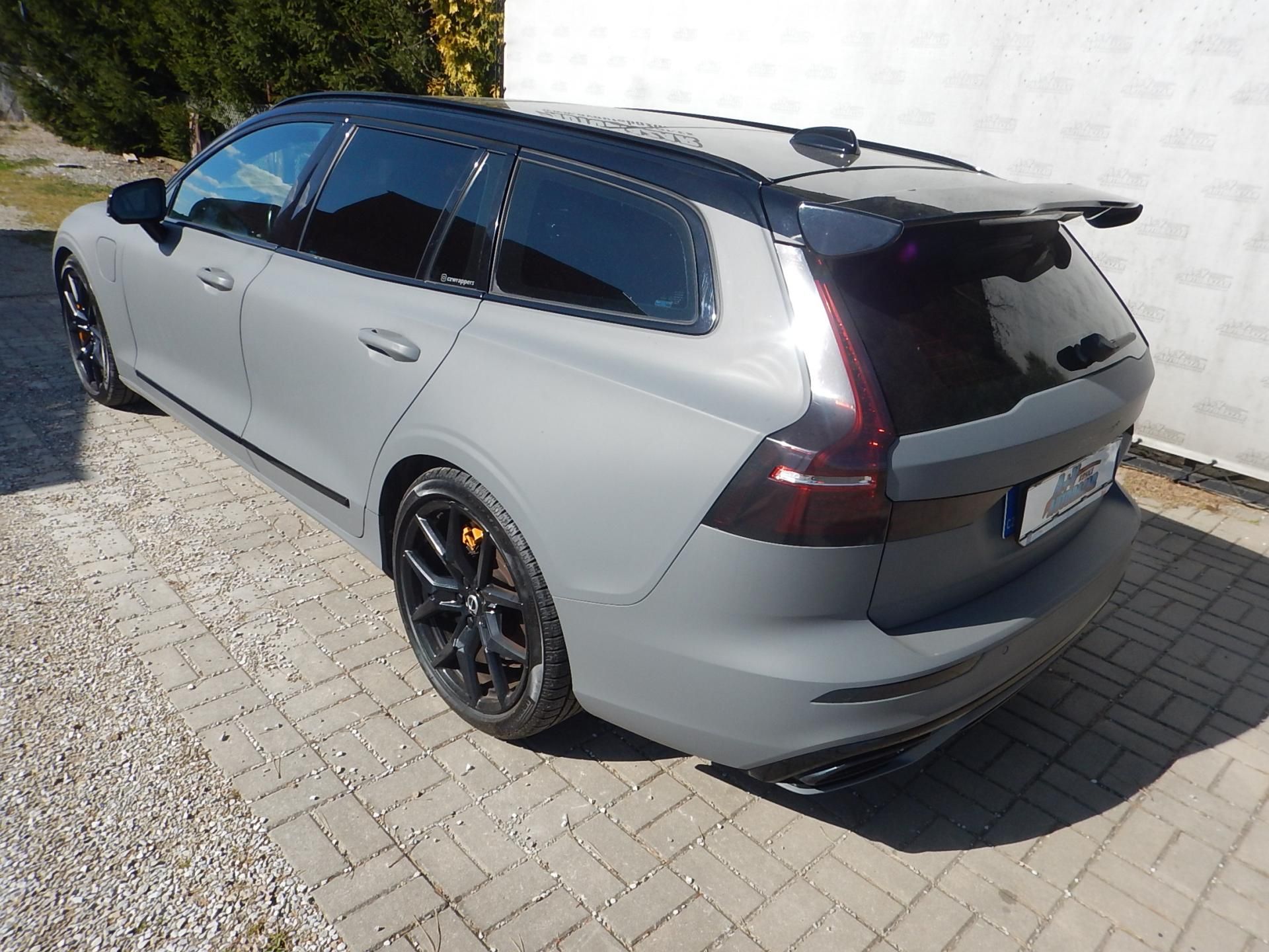 Volvo V60, T8 POLESTAR ENGINEERED - fotka 4