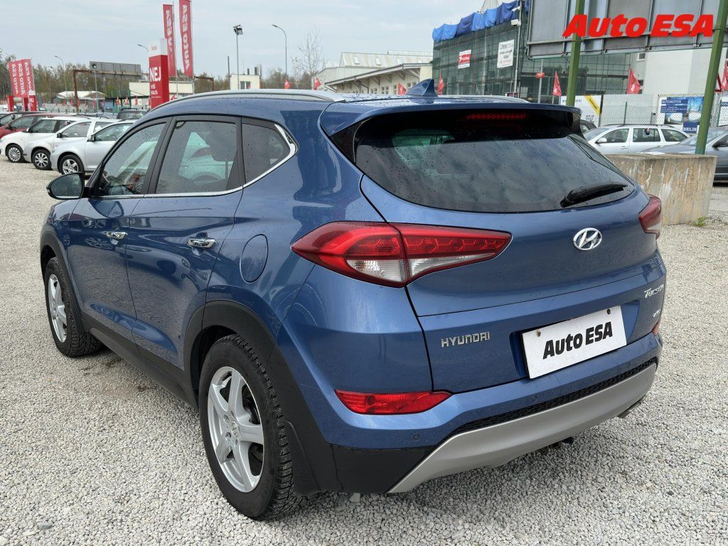 Hyundai Tucson, 2.0 CRDI 4x4,ČR,AC - fotka 6
