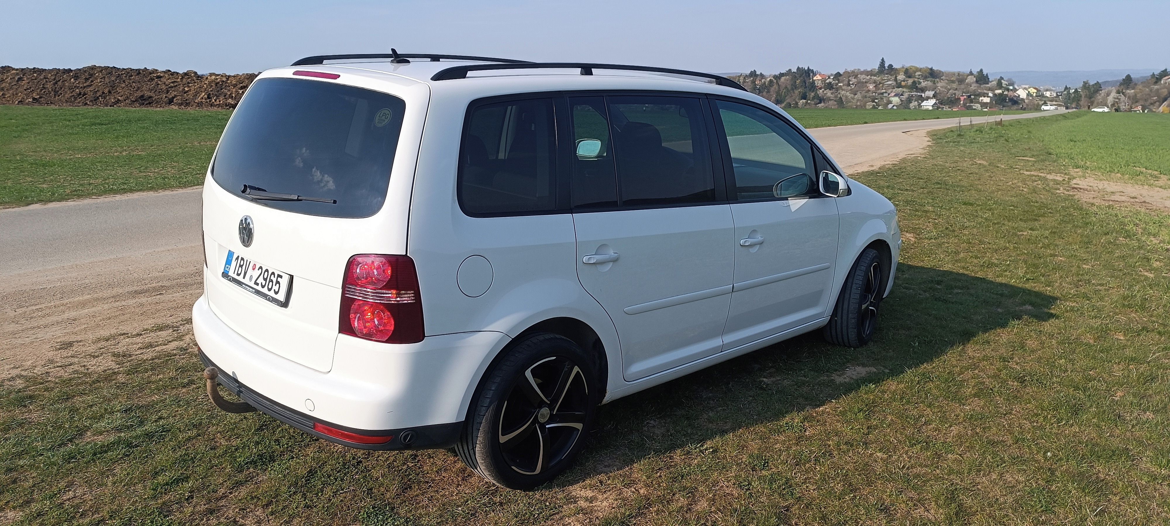 Volkswagen Touran, 1.4 tsi - fotka 6