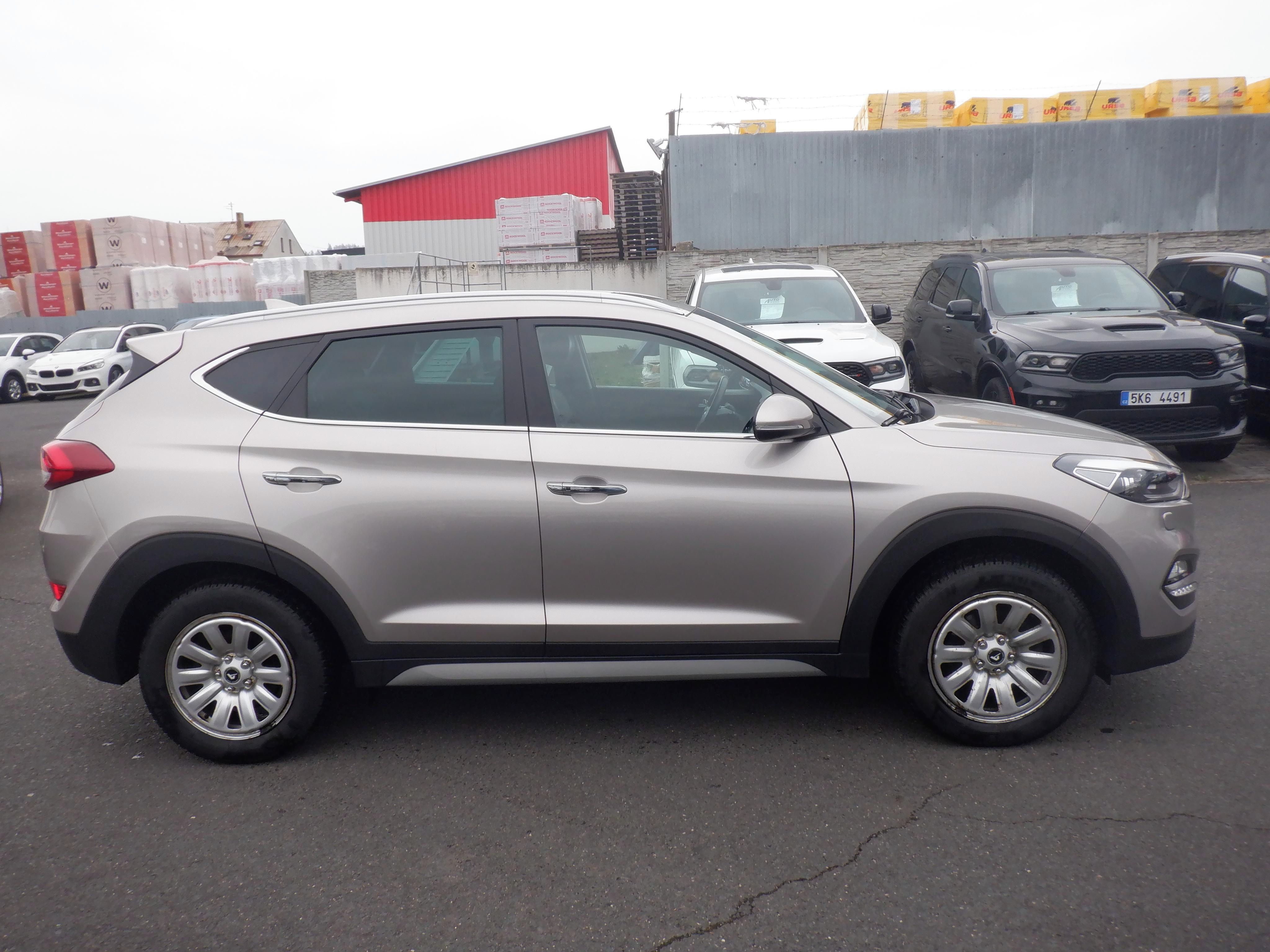 Hyundai Tucson, 1.6 T-GDI 130kW 4x4 - fotka 4