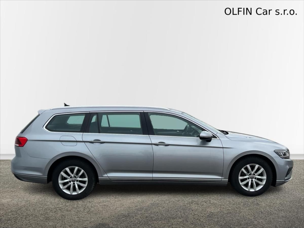 Volkswagen Passat Variant, 1,5 TSi 110kW BUSINESS  B8 - fotka 3
