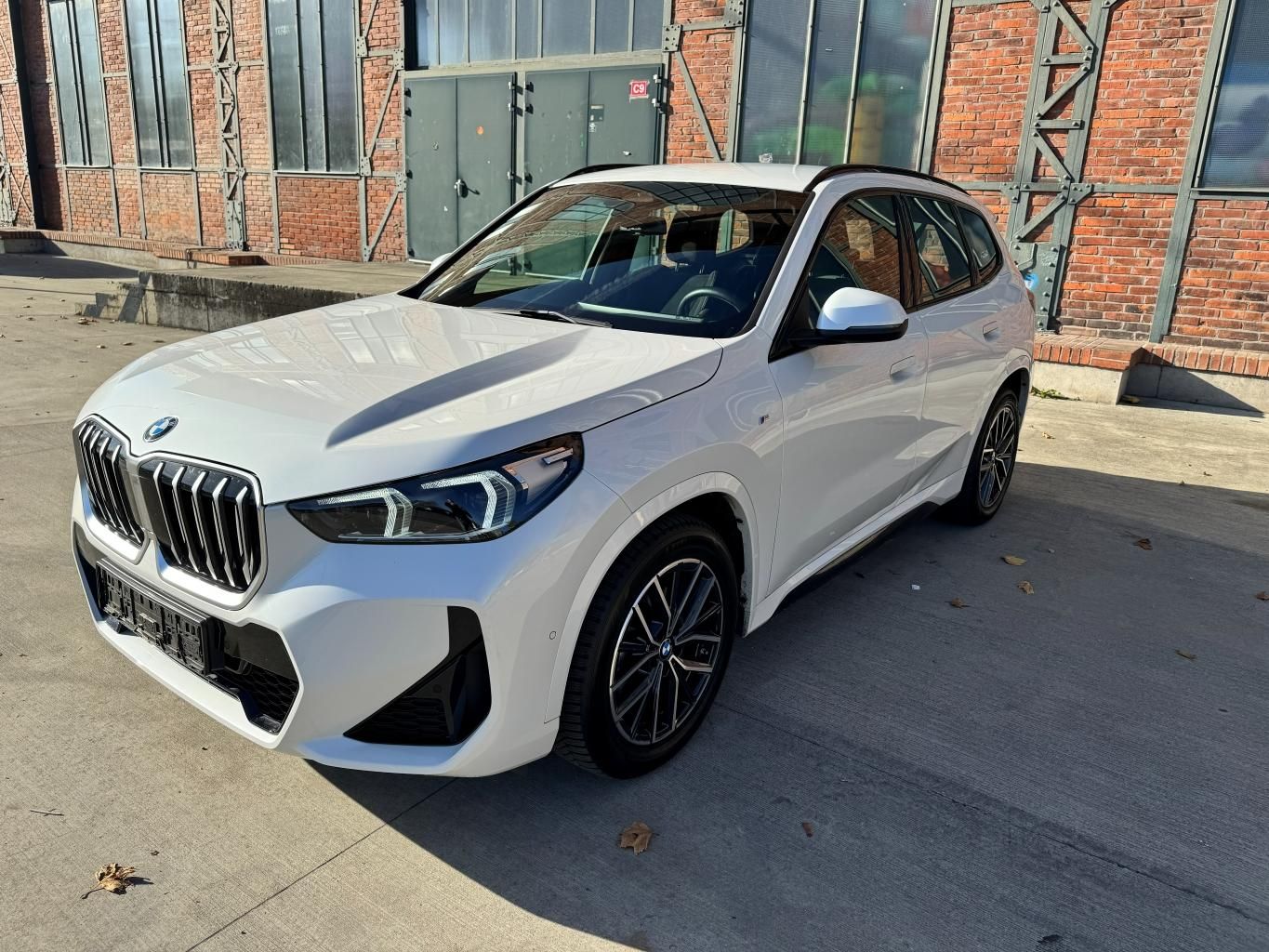 BMW X1, sDrive 18d M Paket + Záruka - fotka 2