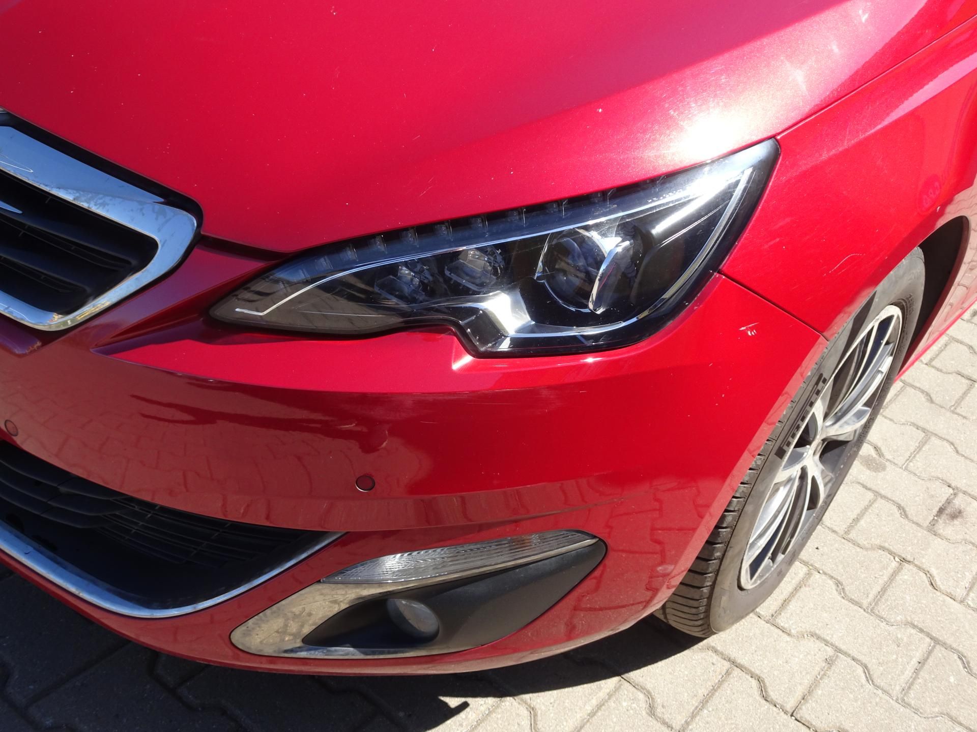 Peugeot 308, 1.6i 16V 92kW 120.tis. km - fotka 6