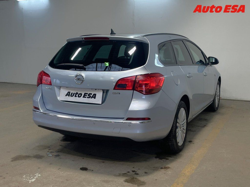 Opel Astra, 1.6 CDTi,STK3/28 - fotka 4