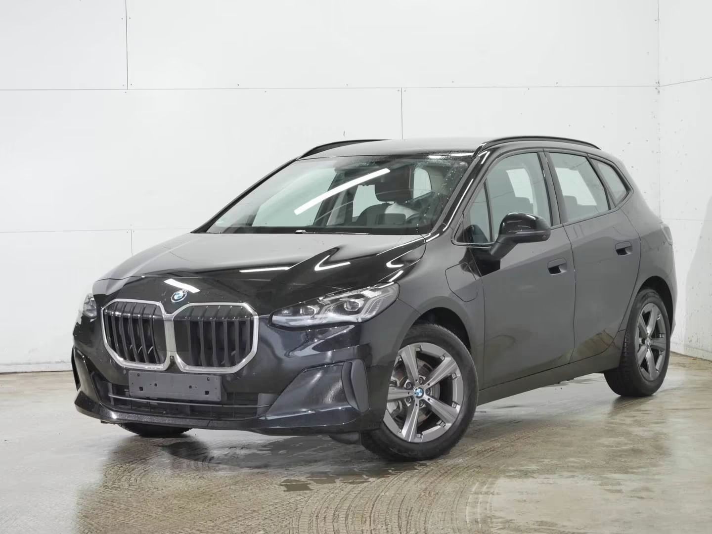 BMW Řada 2, 225e xDrive Active Tourer*Navi