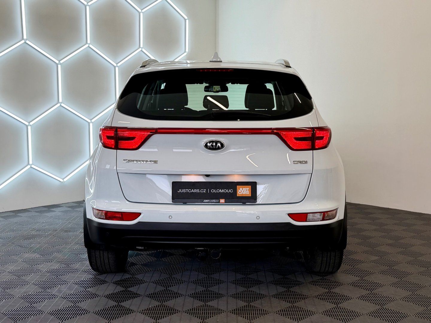 Kia Sportage, 2.0 CRDi, ČR, AUT, 4x4 - fotka 6