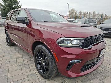 5,7 V8 R/T 4x4, 7 míst, LPG