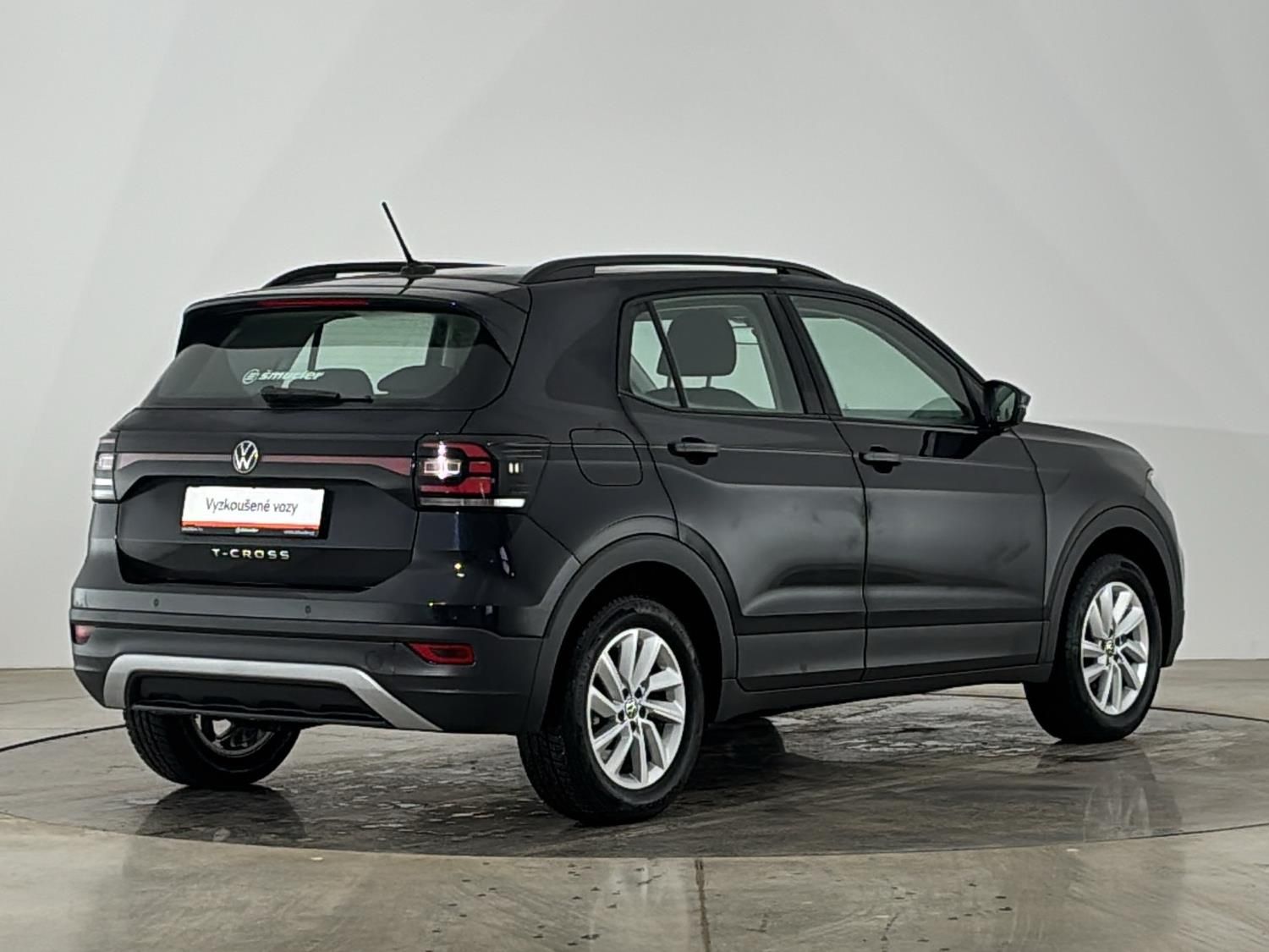 Volkswagen T-Cross, 1.0 TSI DSG / 81 kW LIFE - fotka 2