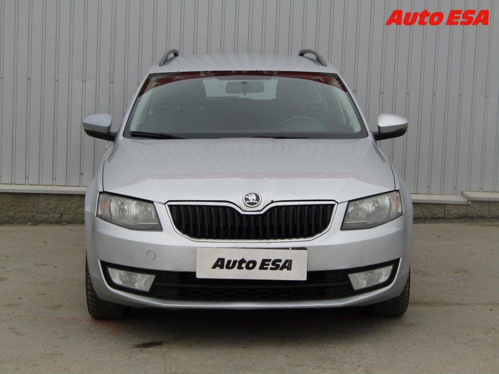 Škoda Octavia, 1.6 TDi,ČR - fotka 2