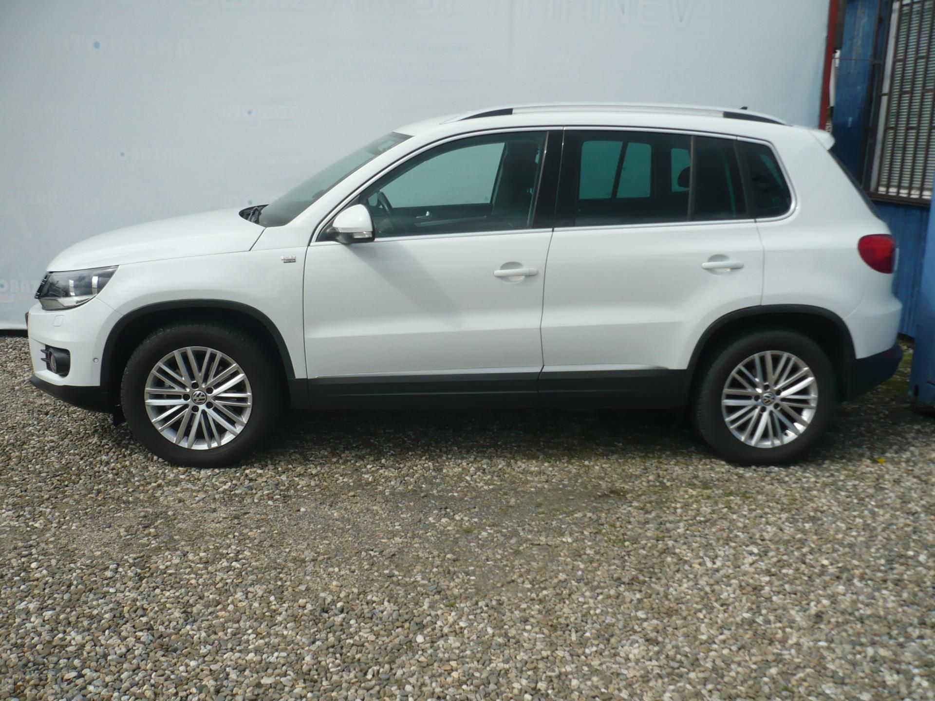 Volkswagen Tiguan, 2.0TDI 130Kw 4x4 Klima Navi - fotka 4