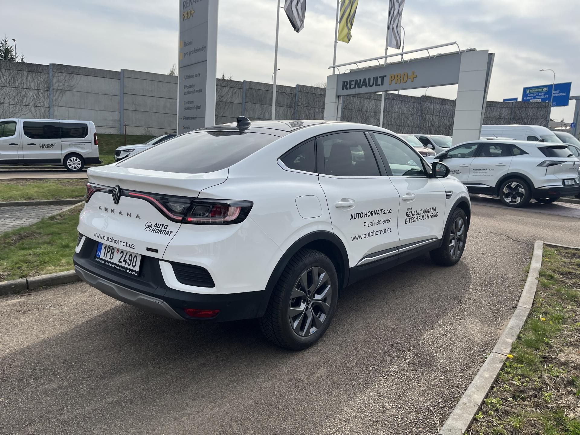 Renault Arkana, techno full hybrid E-Tech 145 - fotka 4