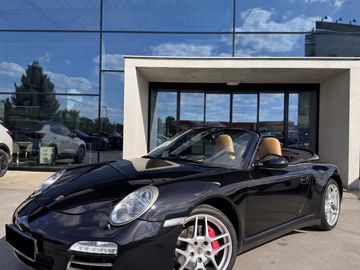 PORSCHE 911 CARRERA