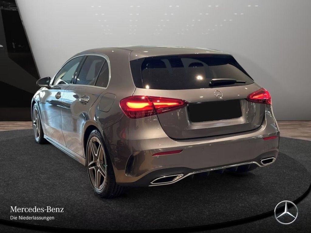 Mercedes-Benz Třídy A, 220 d AMG Advanced*MBUX* - fotka 2
