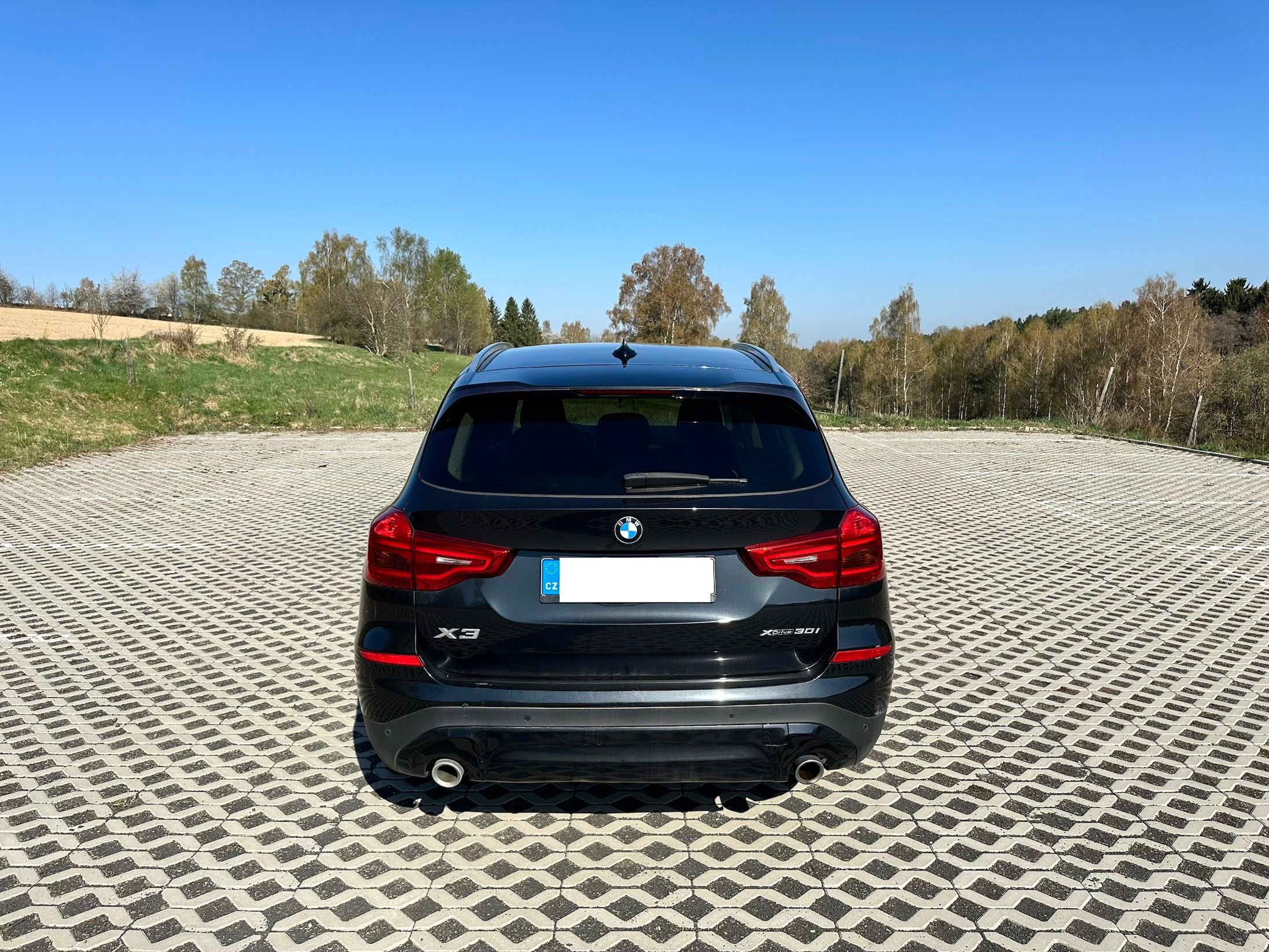 BMW X3, xDrive30i, nové v ČR, el.tažné - fotka 6
