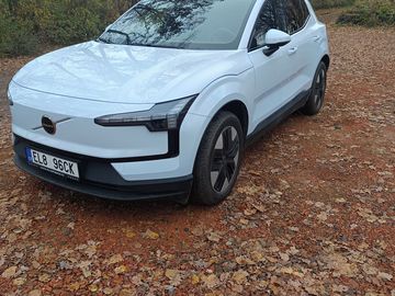 VOLVO EX30