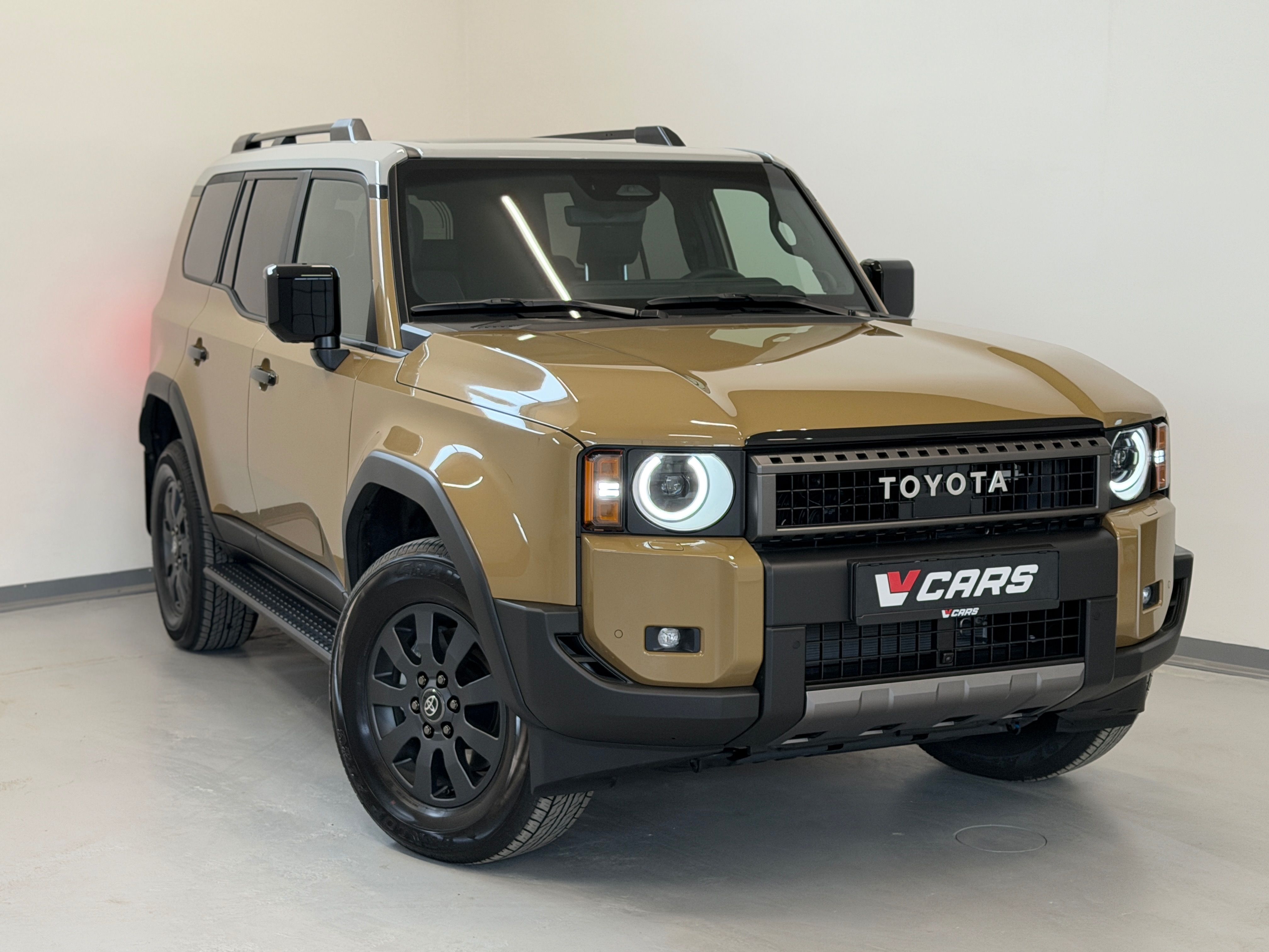 Toyota Land Cruiser, 2,8 D FIRST EDITION 4x4 *NOVÉ* - fotka 3