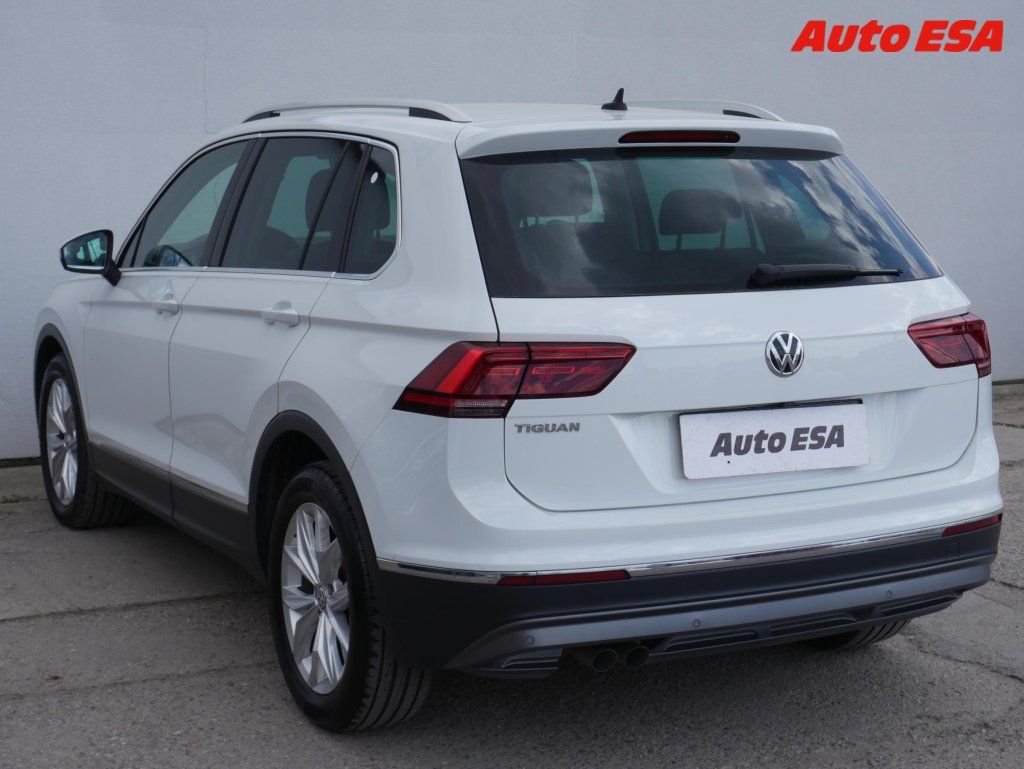 Volkswagen Tiguan, 2.0 TDI,2.maj,ČR,AT,navi - fotka 4