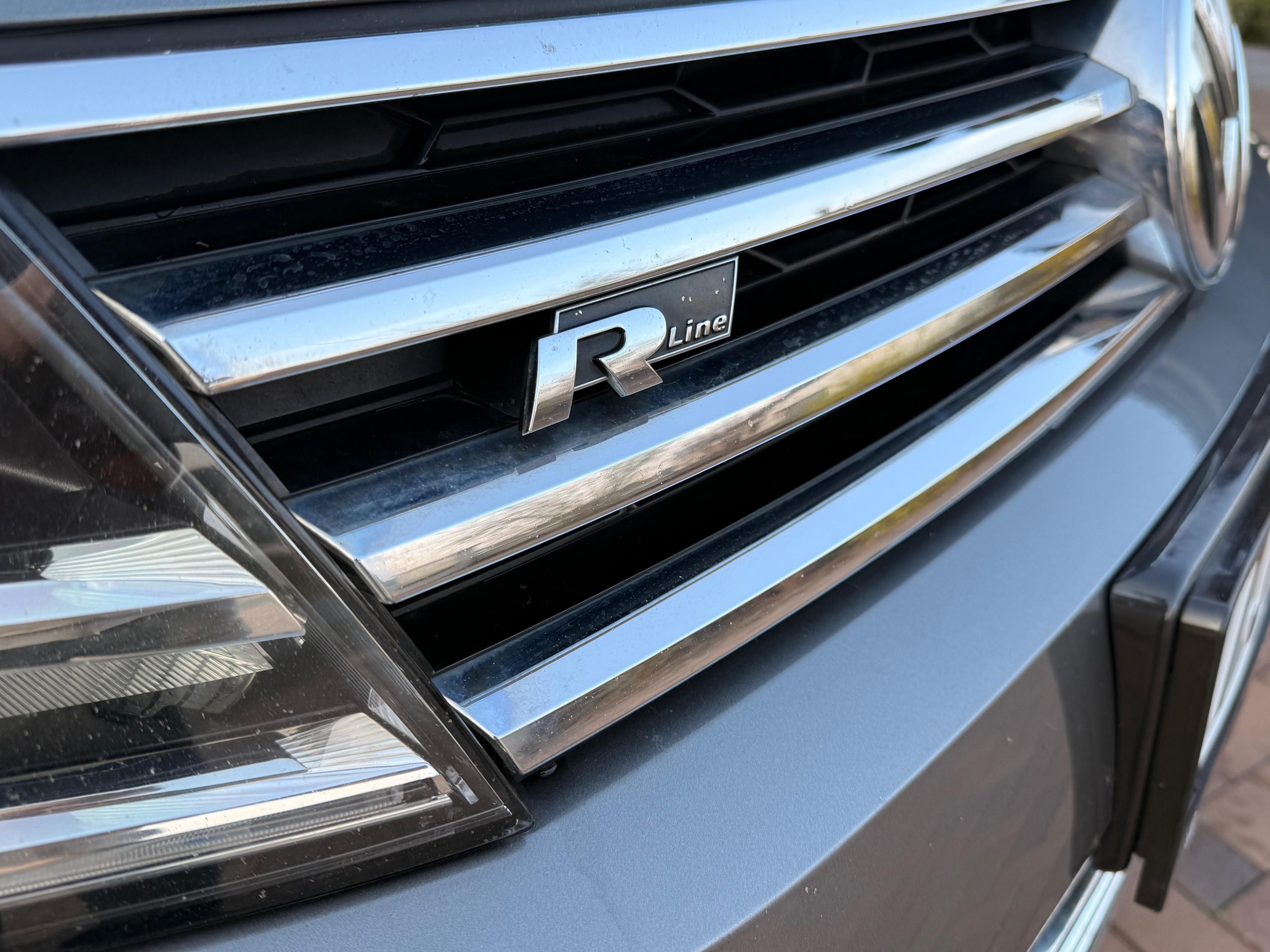 Volkswagen Touareg, R-Line 3.0TDI 193Kw CZ DPH - fotka 2