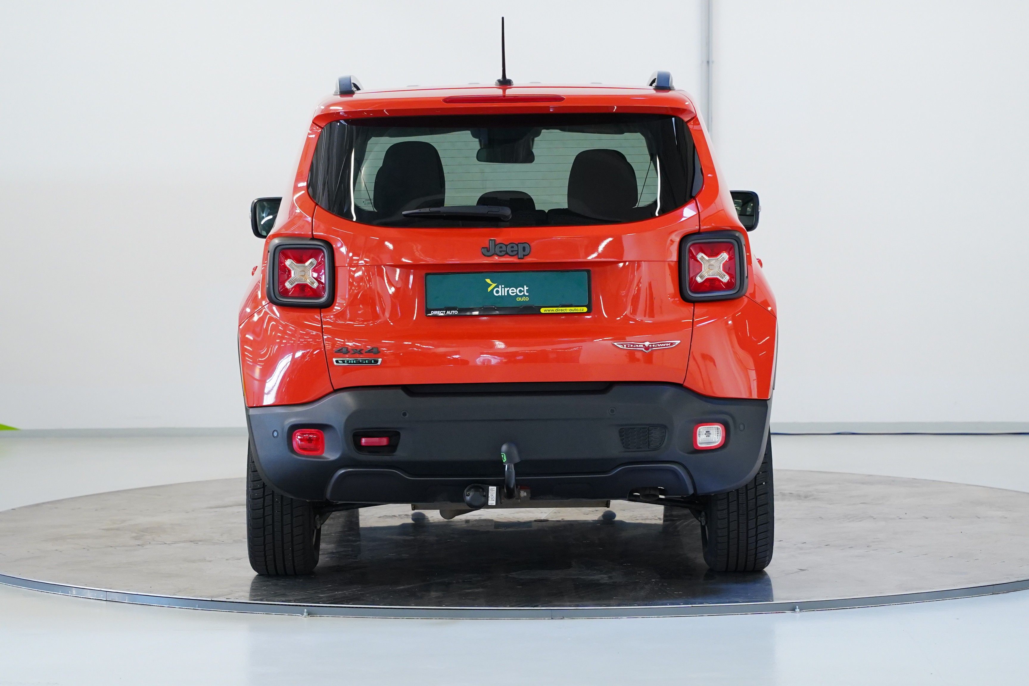Jeep Renegade, 2.0 M-Jet 125 kW 4x4 Trailhawk - fotka 6