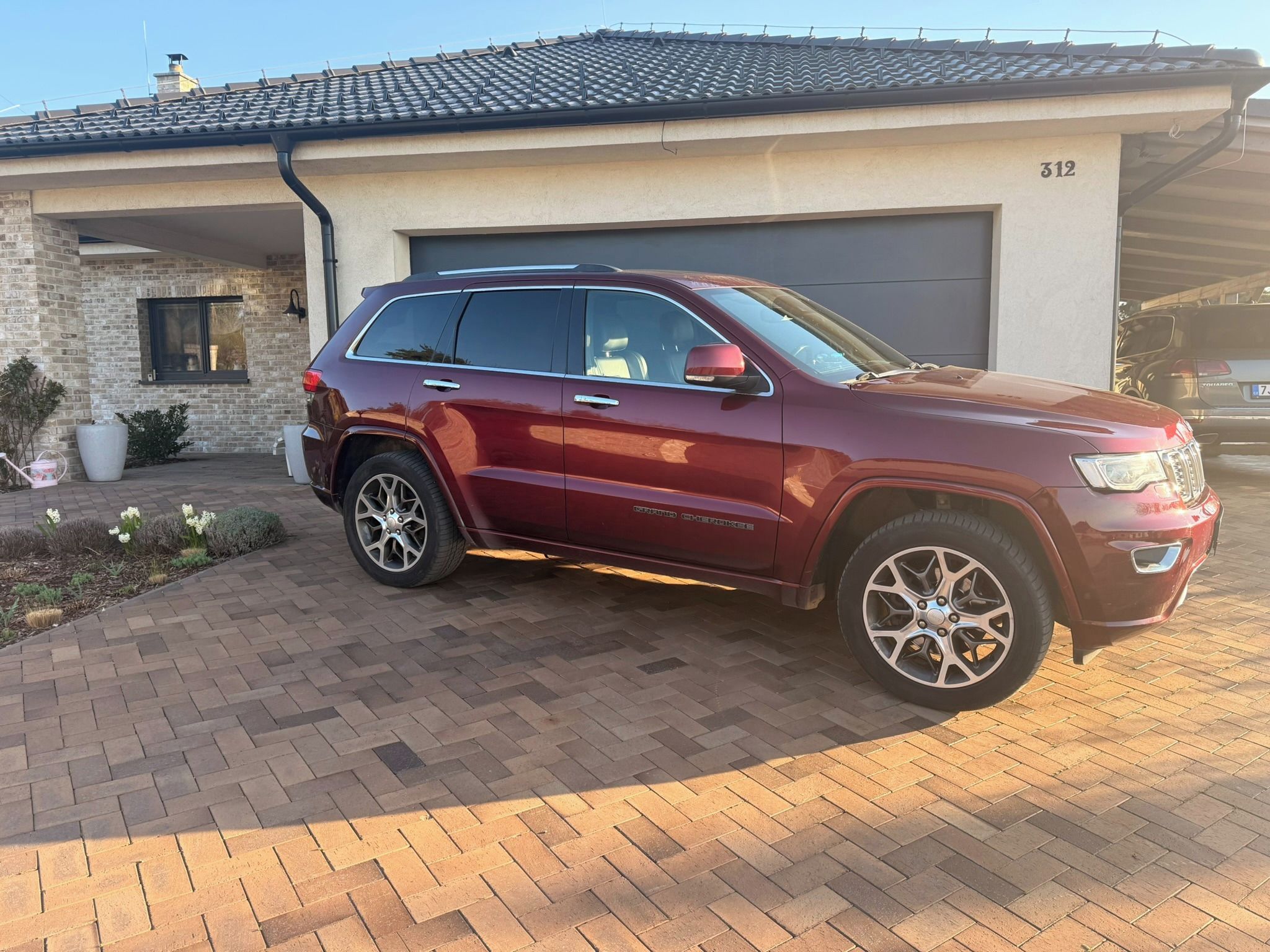 Jeep Grand Cherokee, 3.0CRDI 184KW CZ DPH - fotka 3