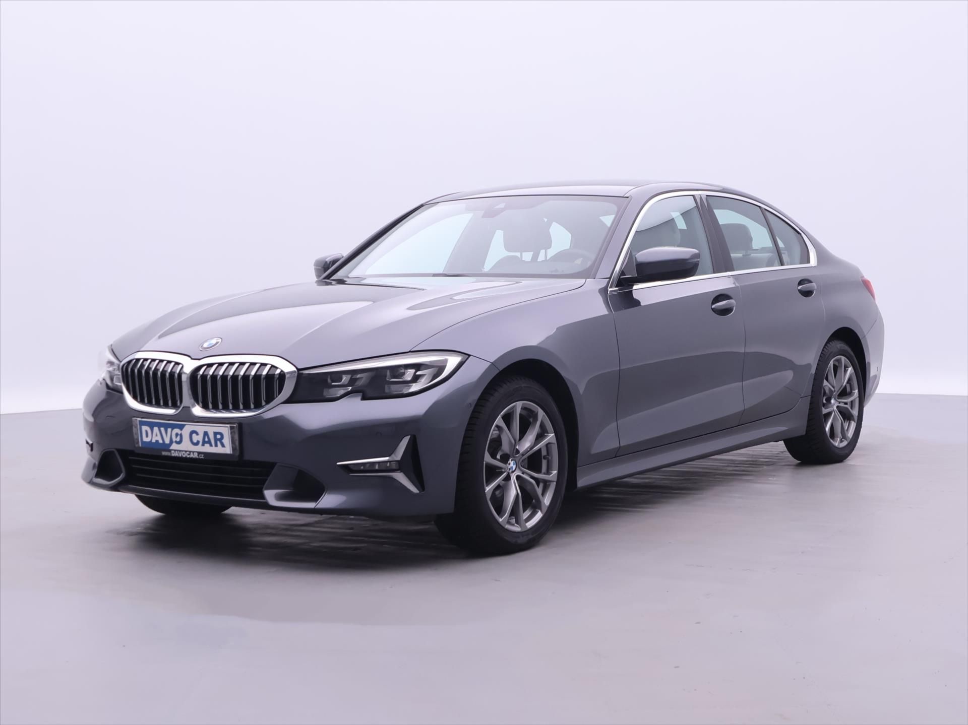 BMW Řada 3, 2,0 320d 140kW XDrive Aut. DPH - fotka 3