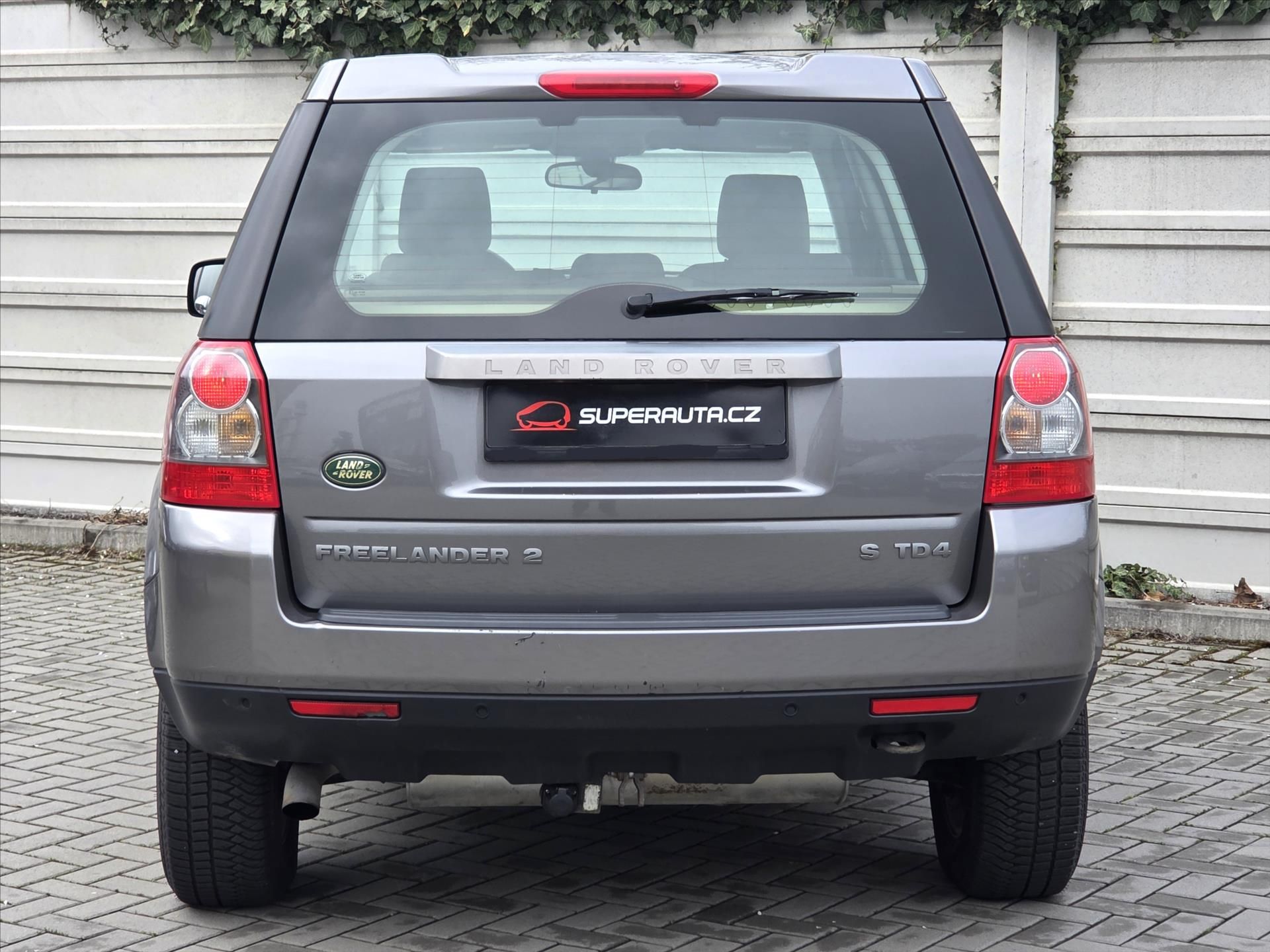 Land Rover Freelander, 2,2 TD4 118kW S A/T Tažné zař. - fotka 5