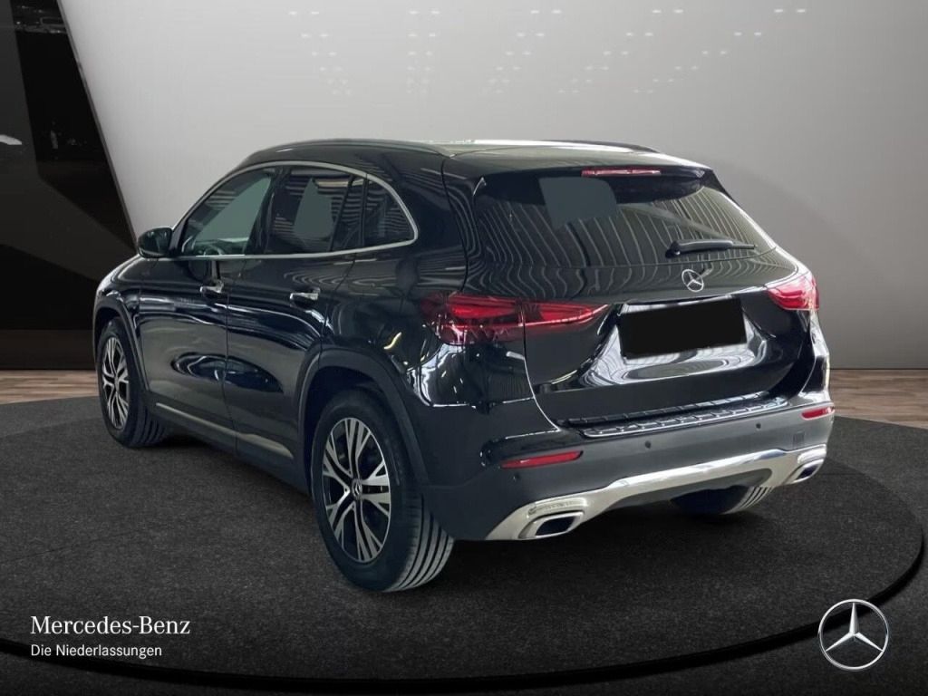 Mercedes-Benz GLA, 220 4M Progressive*MBUX*Navi* - fotka 2
