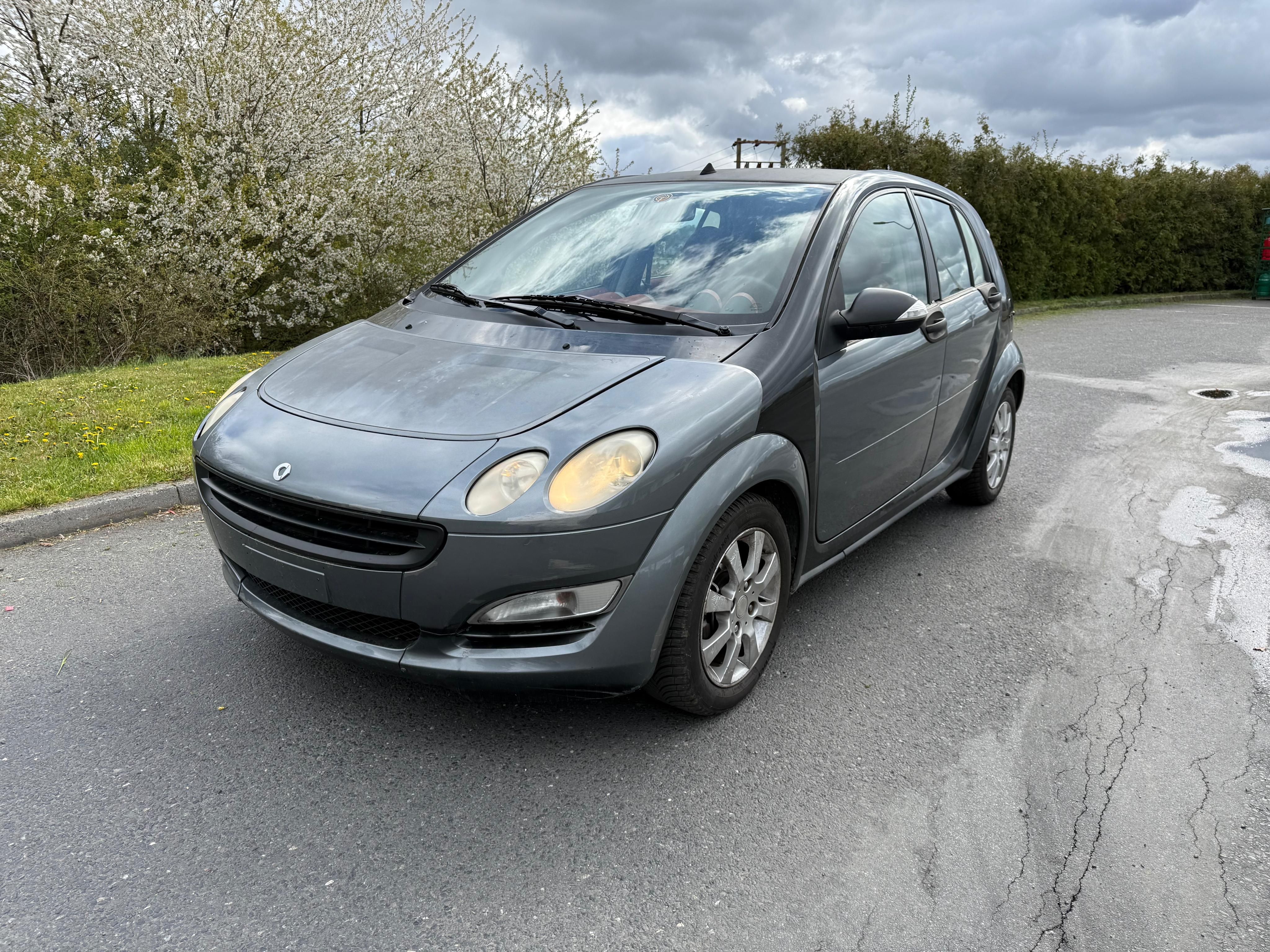 Smart Forfour, 1,1i 55 KW jen 68t.km.Automat.