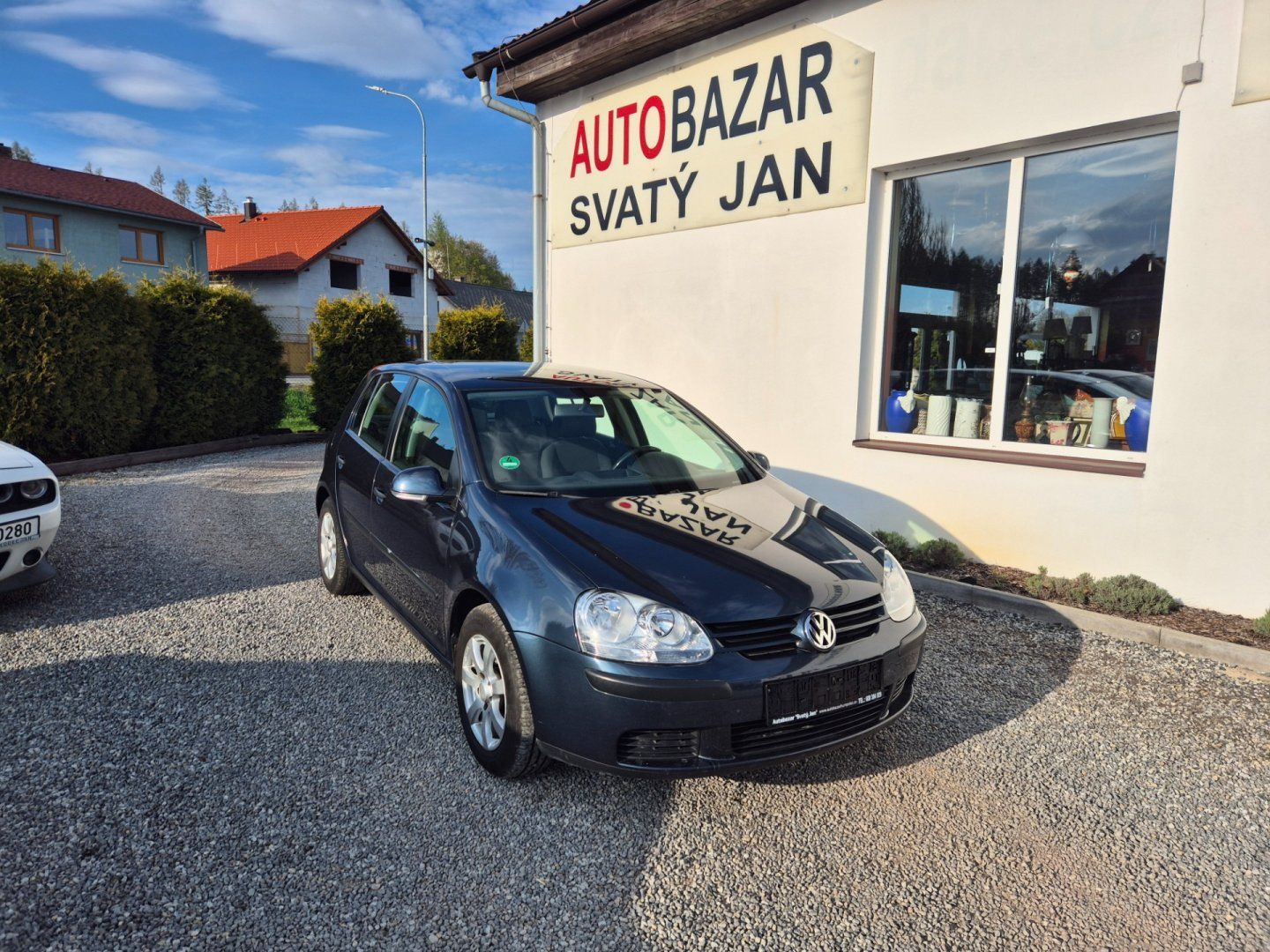 Volkswagen Golf, 1.6 MPI Trend - fotka 2