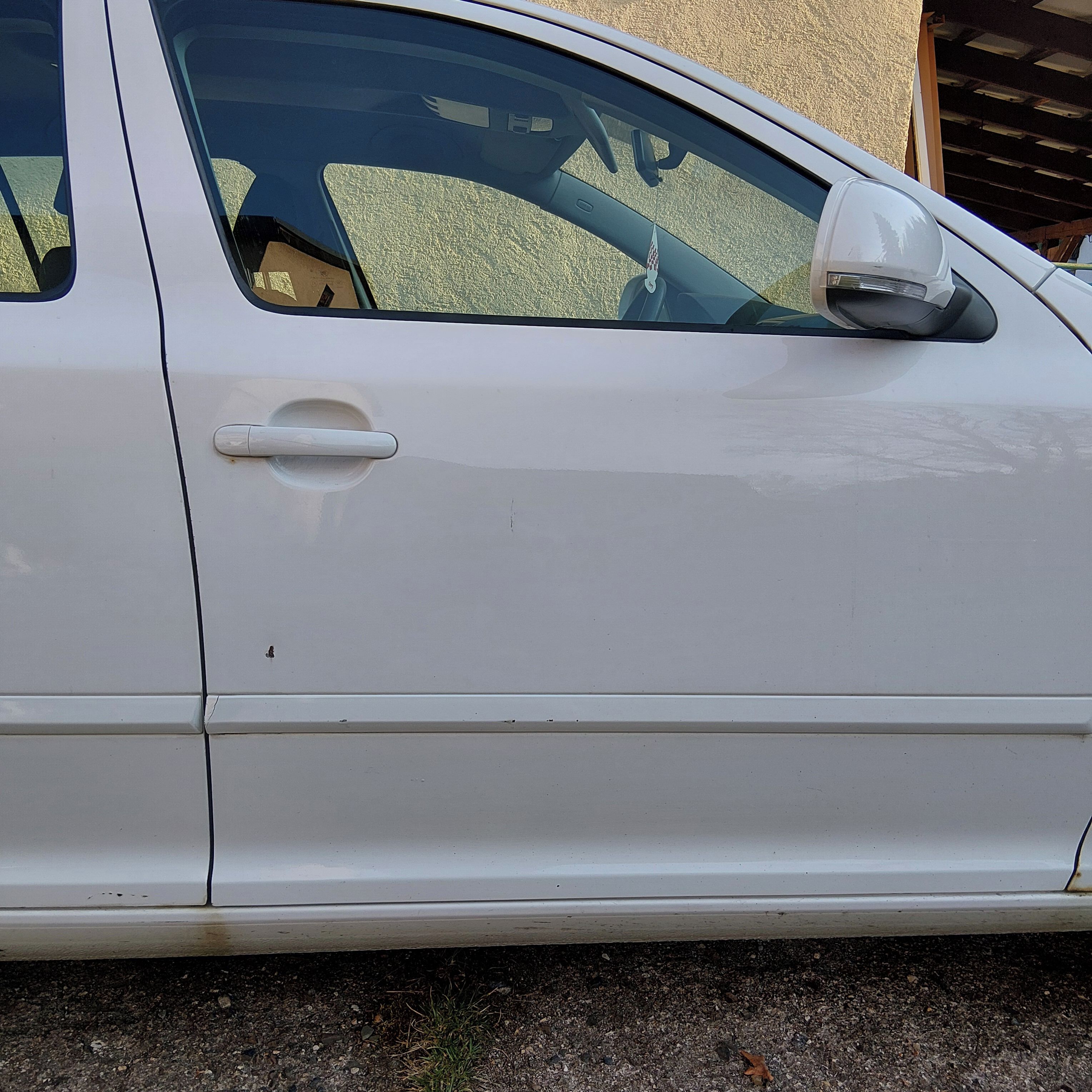 Škoda Octavia, ŠKODA OCTAVIA 1.6 TDI 77KW - fotka 2