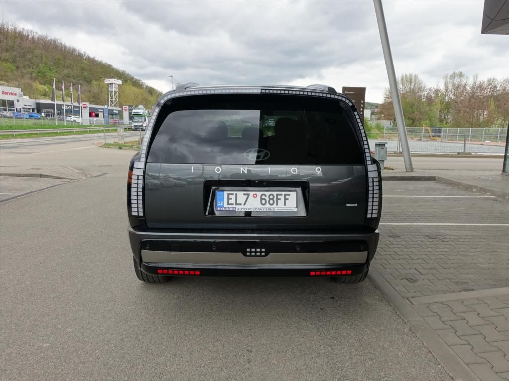 Hyundai Ioniq 9, 4x4 7-míst  Performance Caligr - fotka 6