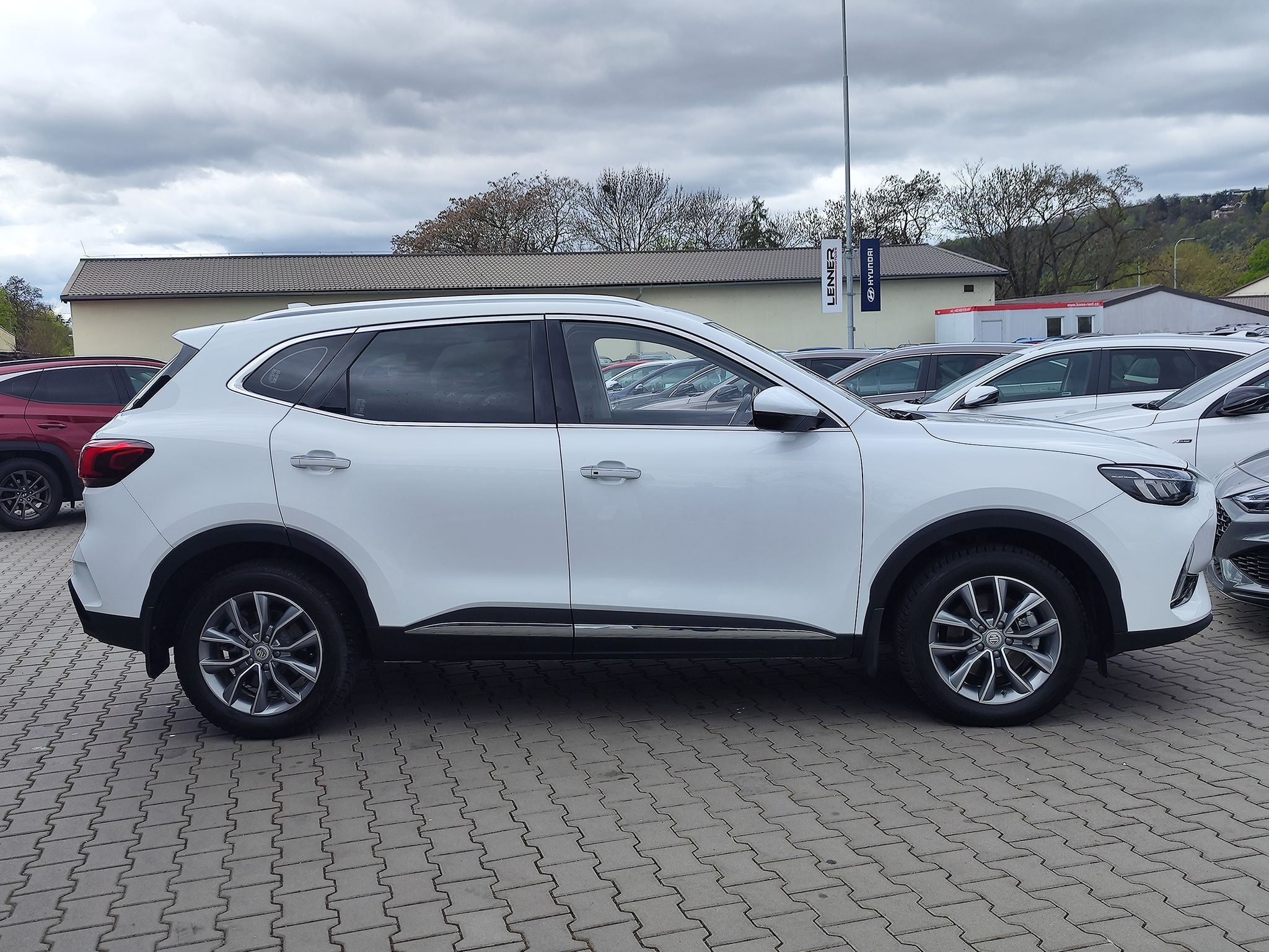 MG HS, 1.5 TGi/119kW Essential - fotka 4
