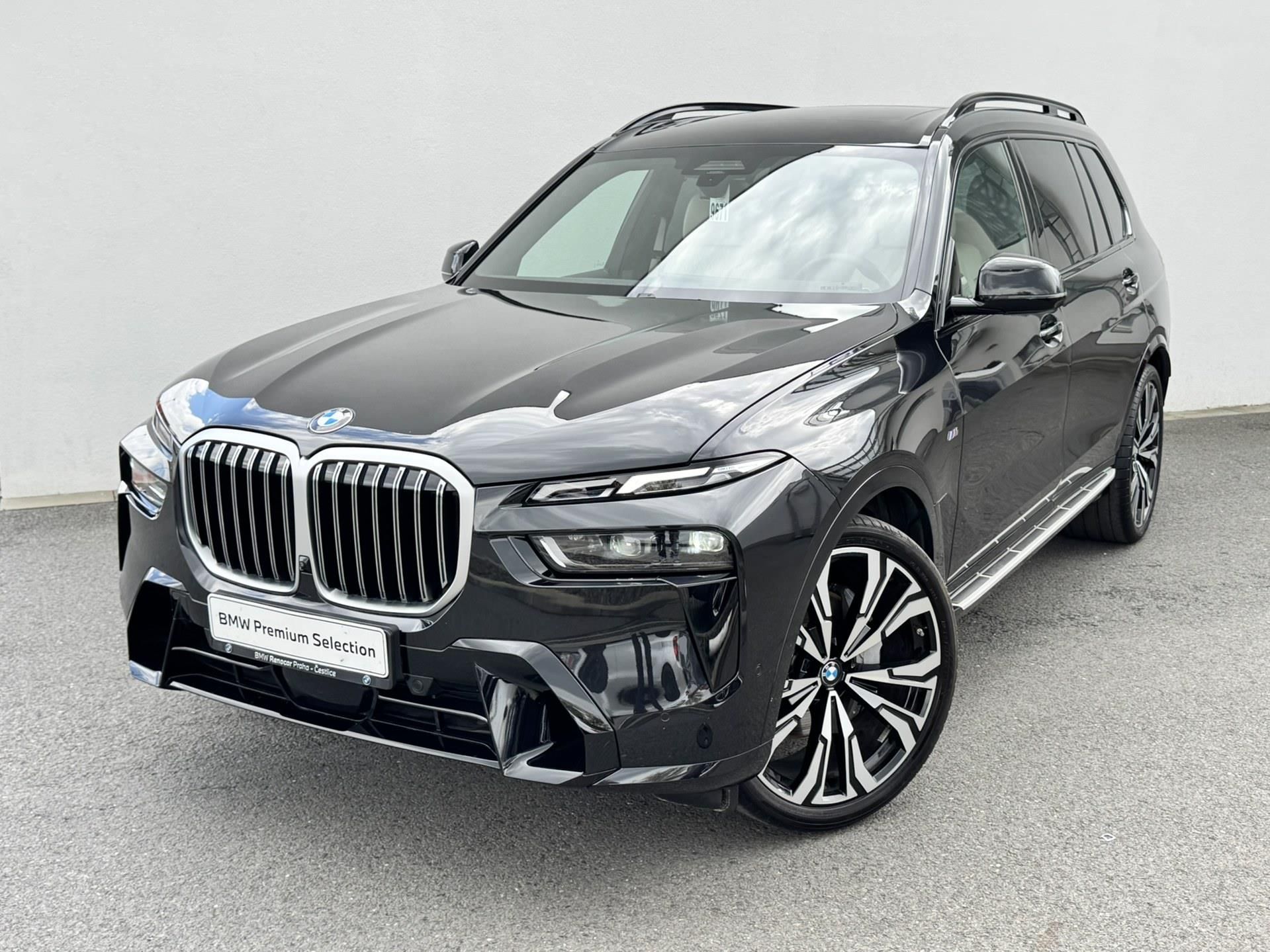 BMW X7, X7 xDrive40D Tažné Nezávislé