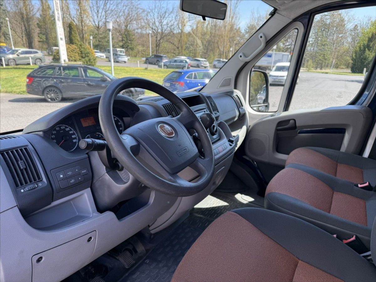 Fiat Ducato, 2,2   JTD 69.000KM TAŽNÉ 9 MÍS - fotka 5
