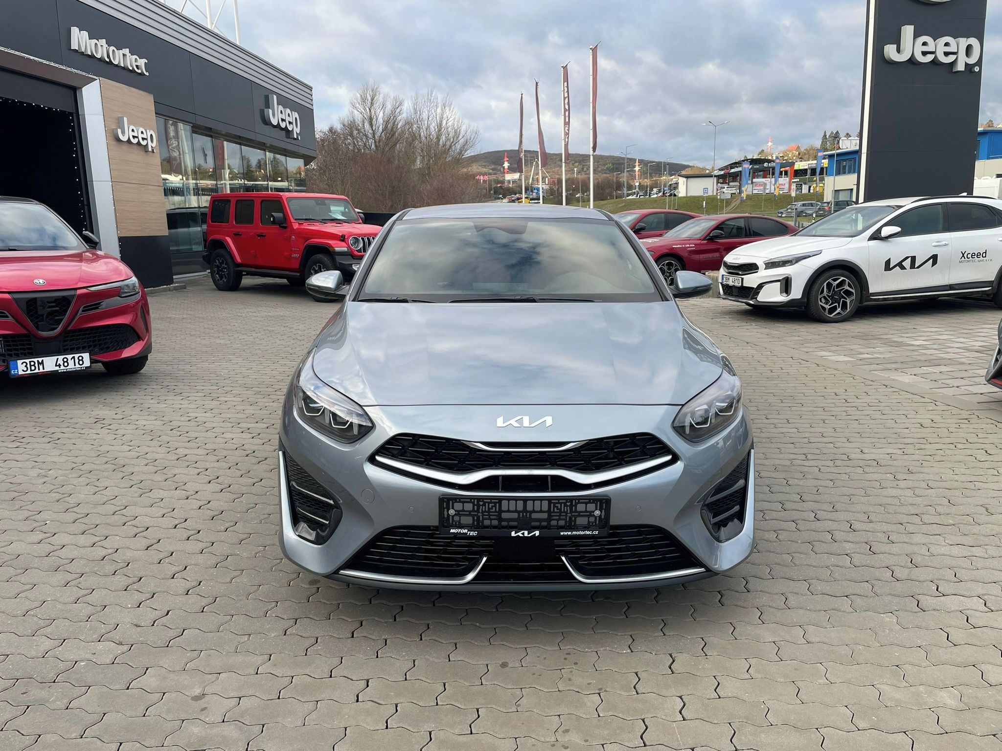 Kia ProCeed, 1,5 T-GDi GPF 7DCT GT LINE PLU - fotka 2