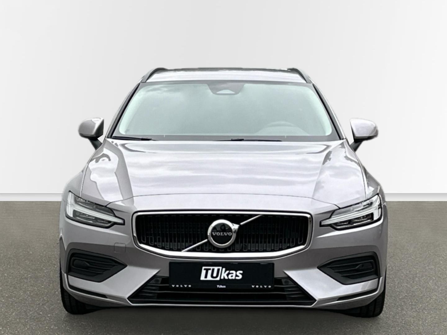 Volvo V60, 2.0B4 FWD 145kW CORE - fotka 3