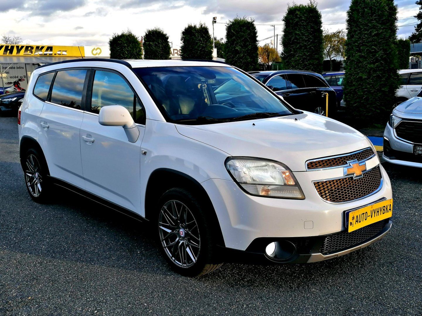 Chevrolet Orlando, 2.0CDTi 120kW Šíbr,Kůže,7-míst - fotka 3