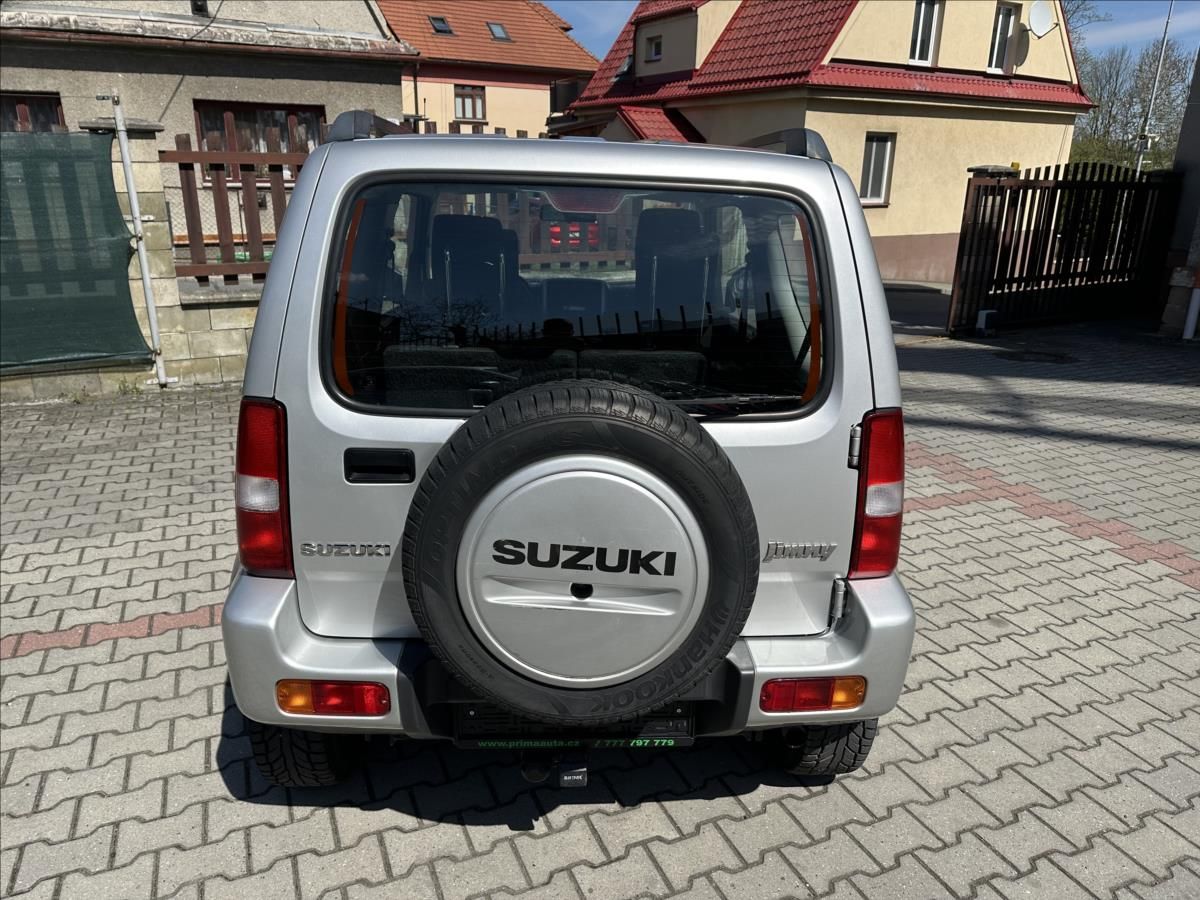 Suzuki Jimny, 1,3 4x4 AUTOMAT TAŽNÉ - fotka 4