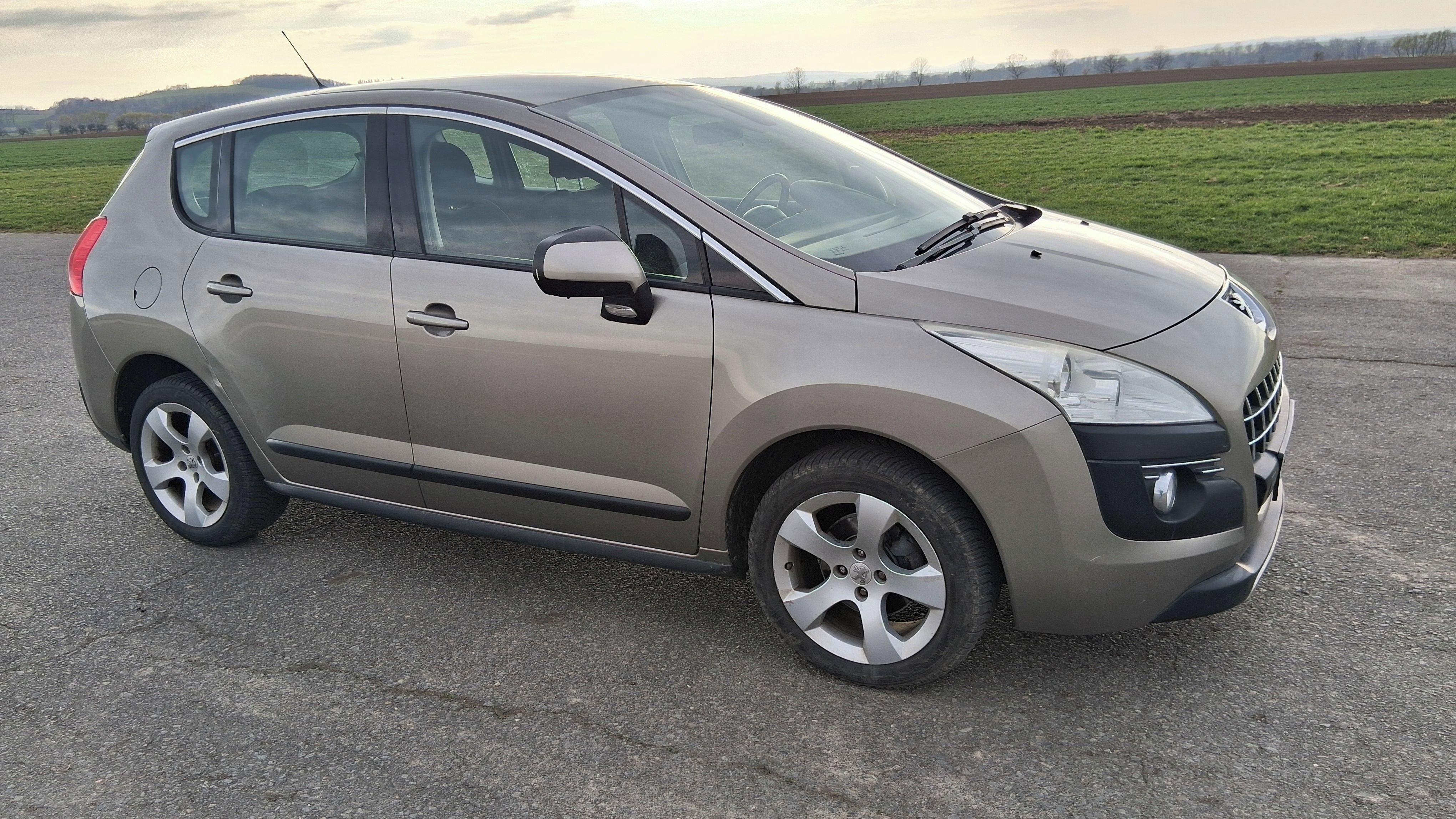 Peugeot 3008, 1.6HDI 82KW KLIMA ABS - fotka 3