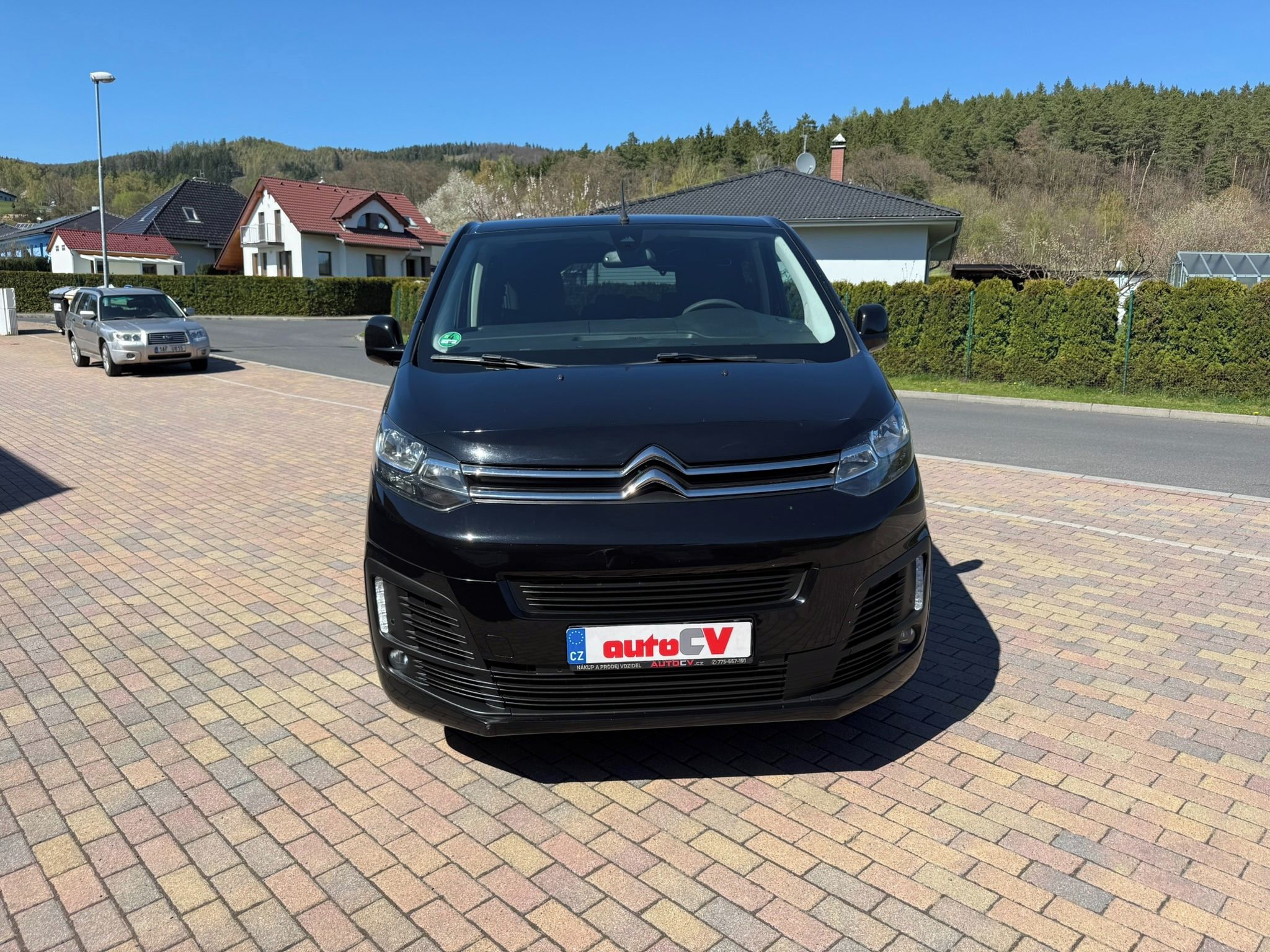 Citroën SpaceTourer, 2.0 HDI 130kW AUTOMAT 8 MÍST - fotka 4