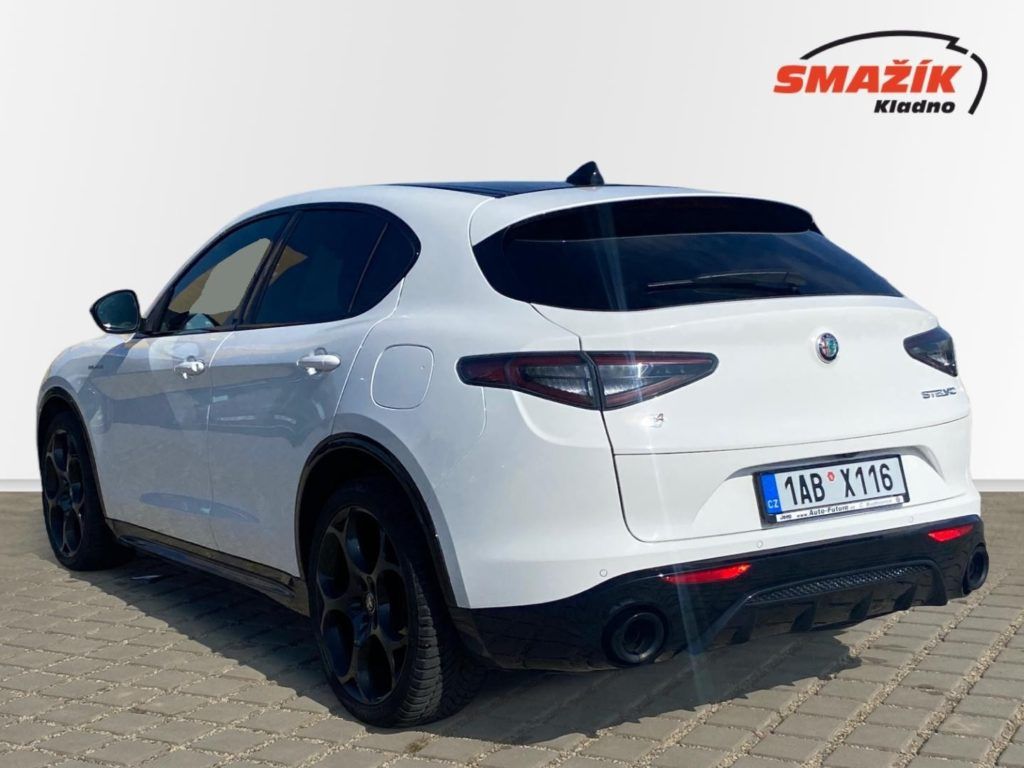 Alfa Romeo Stelvio, 2,2 JTD  Veloce (154kW) NM 4x4 - fotka 4