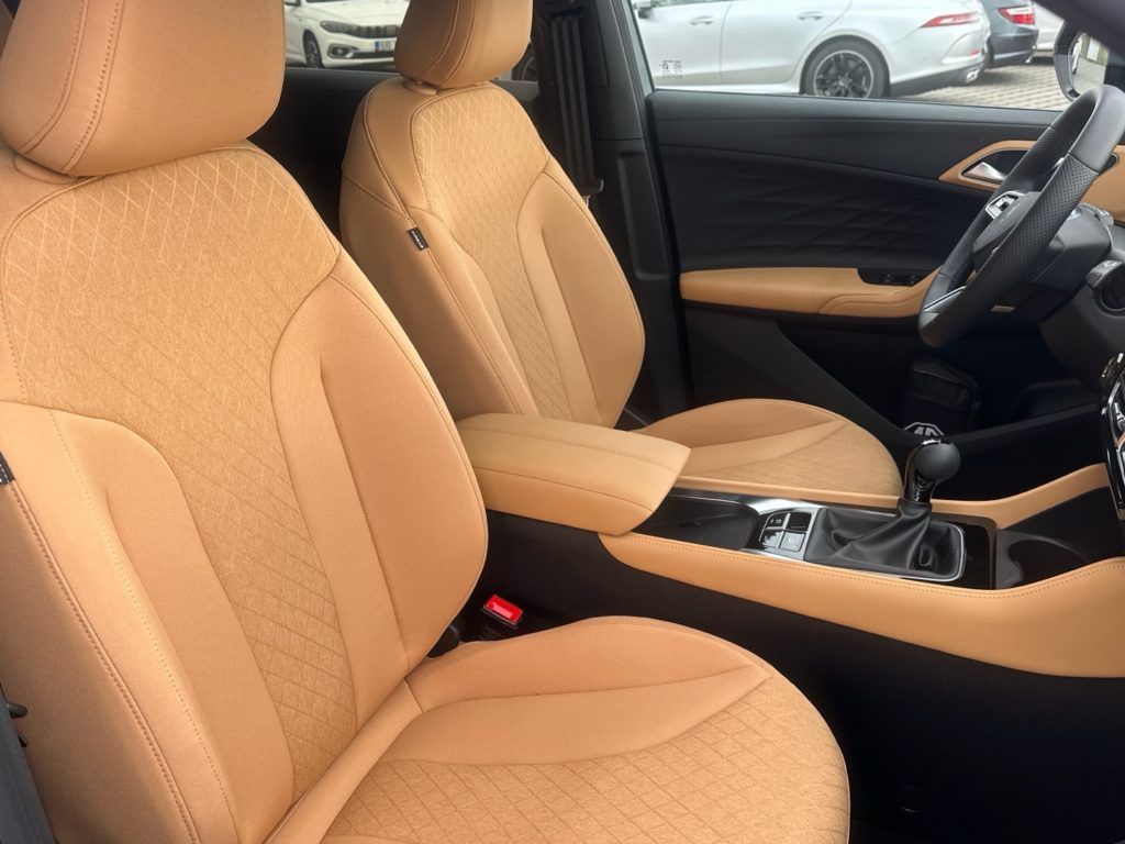 MG HS, 1,5 TGI EMOTION*Brown - fotka 6