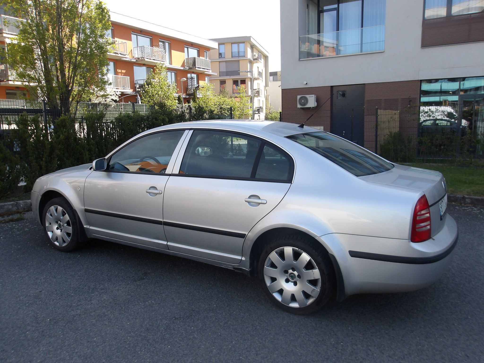 Škoda Superb, 1,9TDi 96kW ! - fotka 4