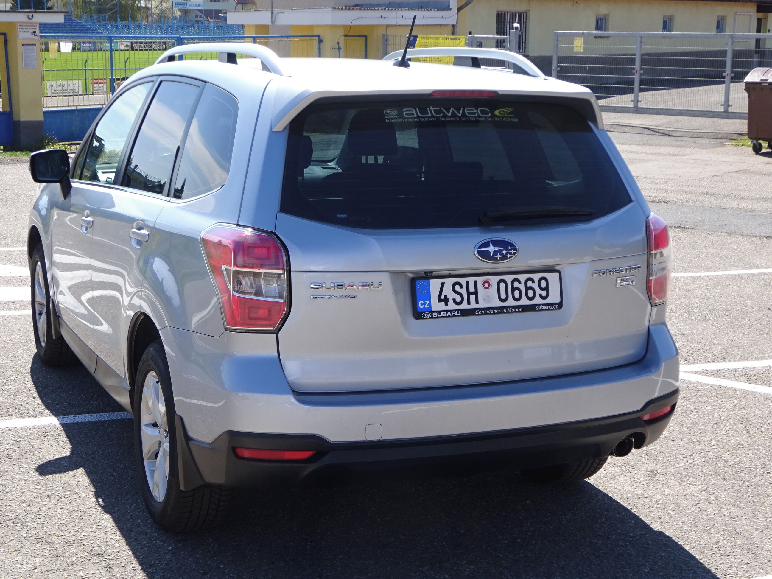 Subaru Forester, 2.0 D 4x4 2.Majitel serviska - fotka 4